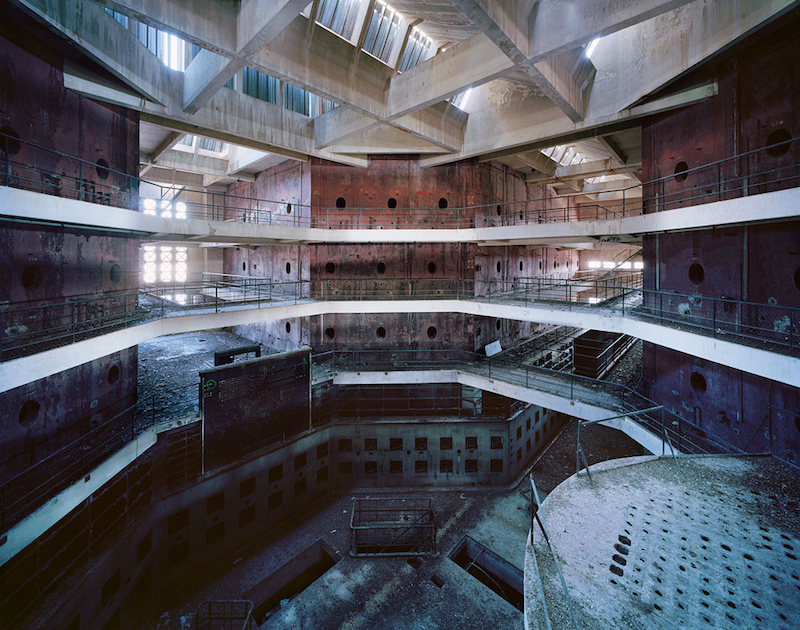 Illustration for article titled An Ephemeral Tour of Europe's Abandoned Industrial Ruins